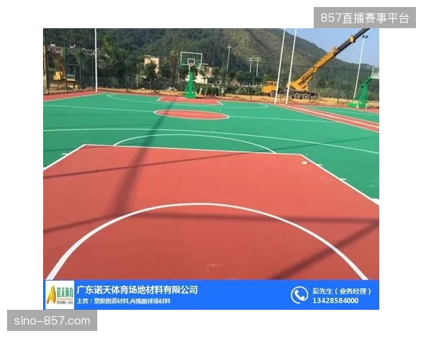蒙特雷BBVA球场将以其壮丽山景迎接各队，但干燥炎热天气将加速球员水分流失